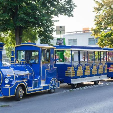 Szilfák Apartamento Hajdúszoboszló